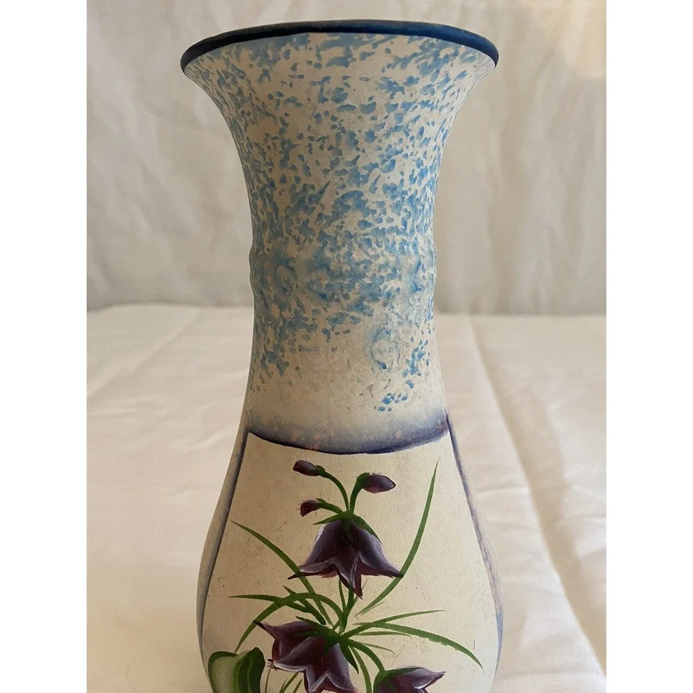 VTG 80s Hand Painted Ceramic Vase Blue Speckled‎ Floral Purple Bell Flowers 9